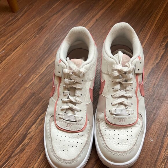 Nike Air Force 1 - Picture 3 of 4